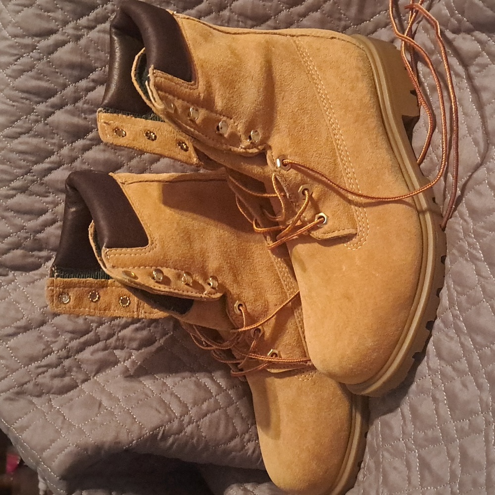 Wolverine Steeltoe Boots NWOT